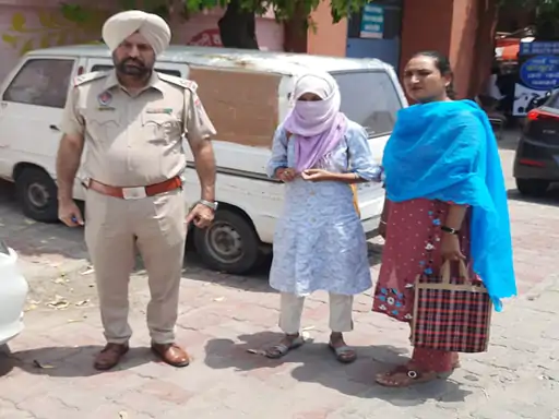 Rewa News: बोरवेल से अभी तक नहीं निकल सका मासूम, 14 घंटे से चल रहा रेस्क्यू ऑपरेशन