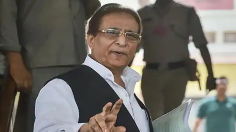 UP leader azam khan: बेटे संग फरार हुए आजम खान, पत्नी ने कहा- सब अफवाह है