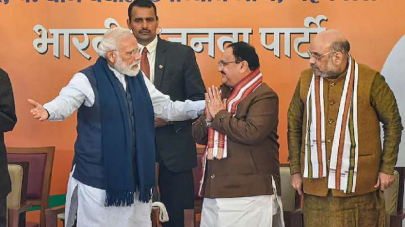 महाराष्ट्र : CM शिंदे और फडणवीस ने प्रधानमंत्री मोदी से की मुलाकात