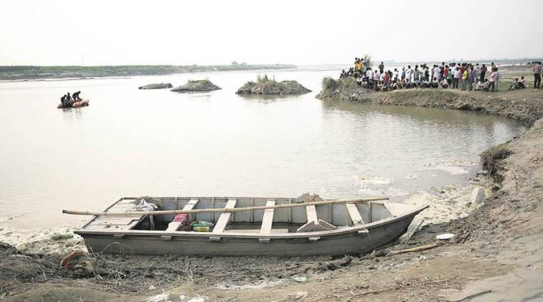 Jharkhand: 12 किमी सड़क बनाने में लगे 8 साल! प्रशासन के वादों की हकीकत