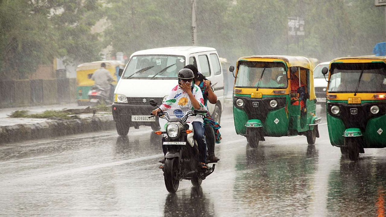देश के इन राज्यों में हो सकती है मूसलाधार बारिश, जानें IMD की भविष्यवाणी