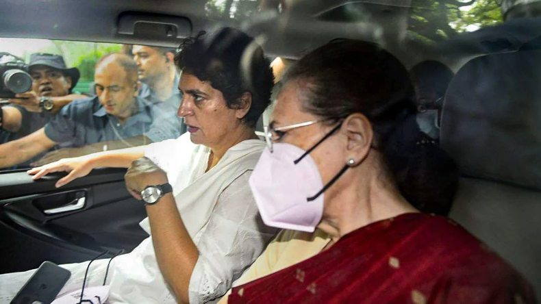 Sonia Gandhi Birthday: पूर्व कांग्रेस अध्यक्ष सोनिया गांधी का 76वां जन्मदिन आज, पीएम मोदी ने दी बधाई