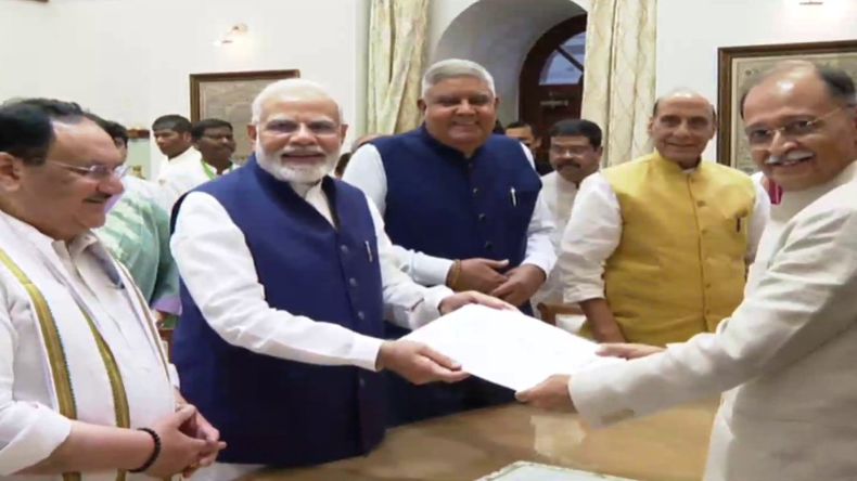 राष्ट्रपति द्रौपदी मुर्मू ने उप राष्ट्रपति जगदीप धनखड़ को दी जन्मदिन की शुभकामनाएं