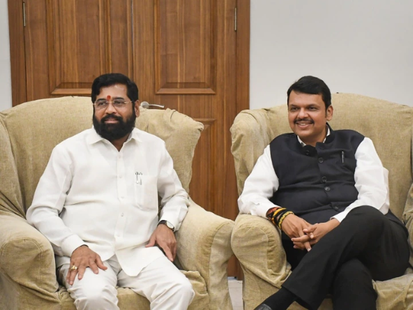 महाराष्ट्र: शिंदे सरकार के भविष्य पर आज ‘सुप्रीम’ फैसला, बागी विधायकों की अयोग्यता पर होगी अहम सुनवाई