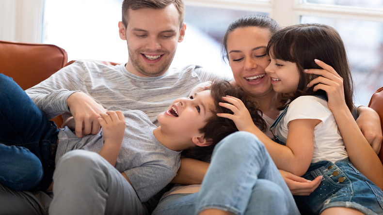 Parenting Tips: बच्चों को मसालेदार खाने से रखें दूर, वरना बिगड़ सकती है सेहत