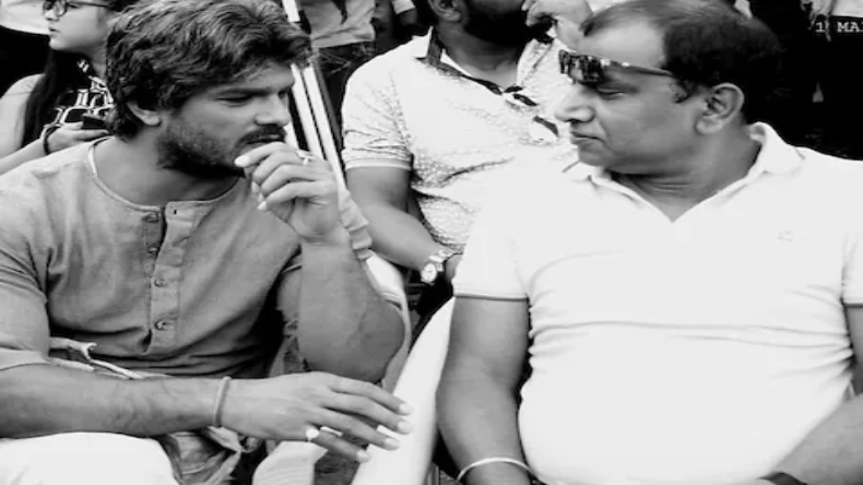 Bihar Politics: फिर से RJD की सरकार आने पर खुशी में झूमे ‘लालू यादव’, बेटी रोहिणी ने शेयर किया वीडियो