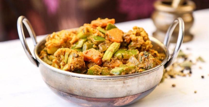 Health Tips: आपका वजन दूध पीकर भी हो जाएगा कम, जानिए कैसे पीना चाहिए दूध