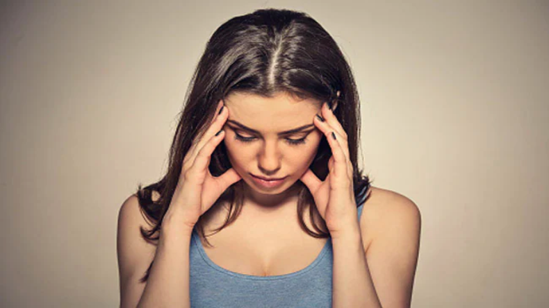 स्वास्थ्य समाचार : एंग्जायटी से कैसे करें बचाव? जानिए कुछ आसान उपाय