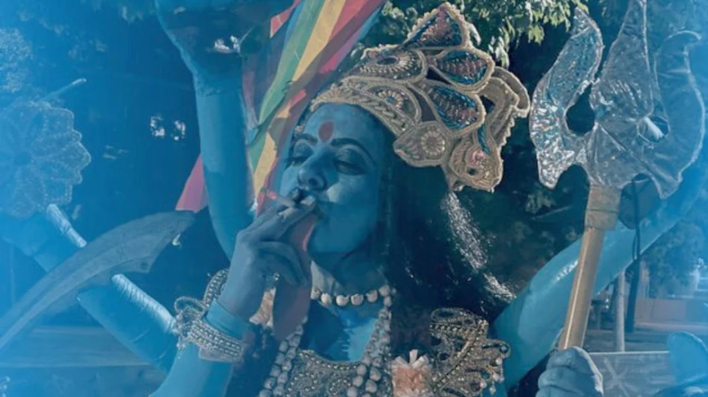 गाय के काटे सिर और पैर, बीच रास्ते में फेंकने पर मचा बवाल, विरोध में सड़कों पर उतरा हिंदू समाज