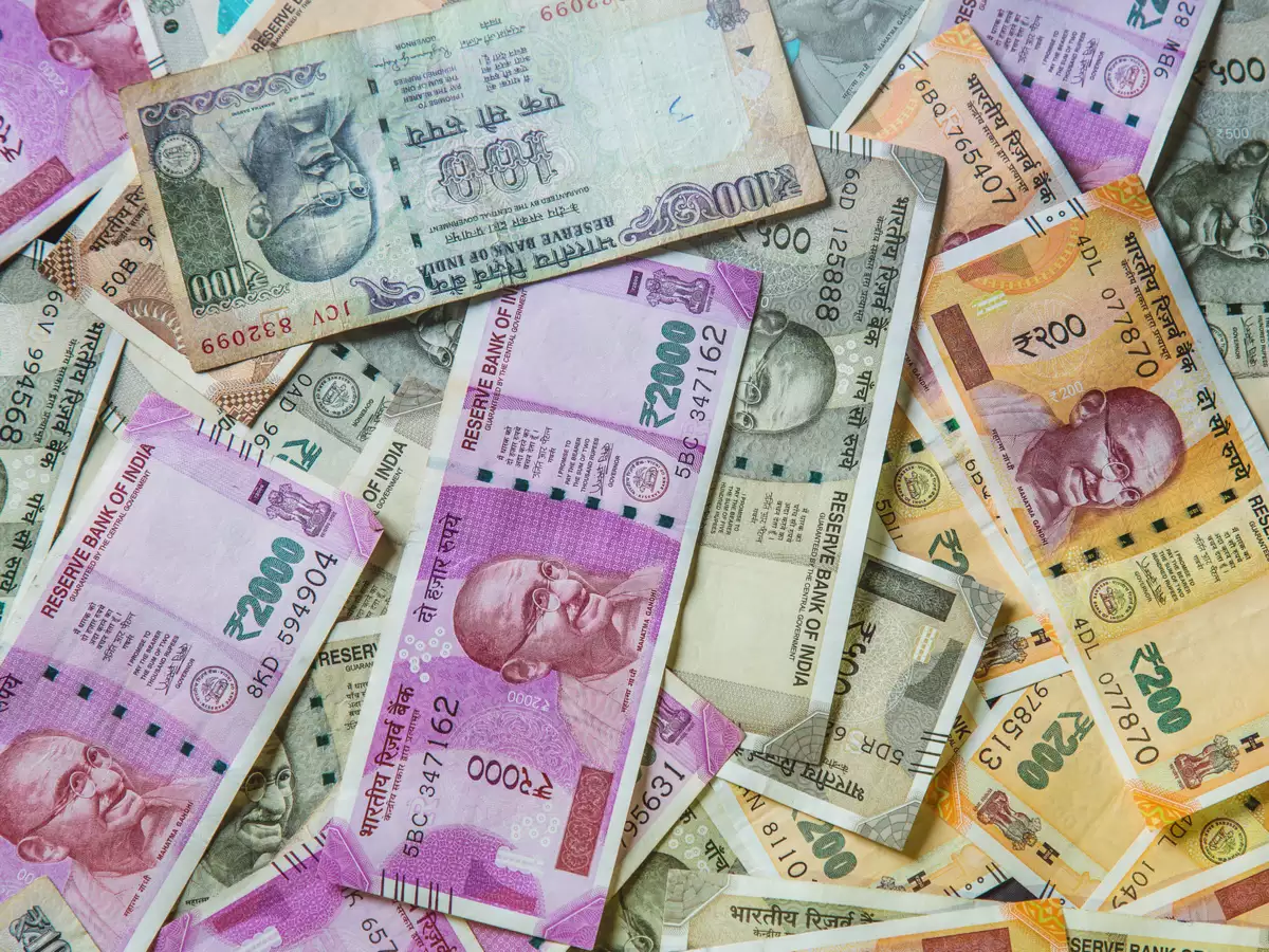 घर में बरकत लाता है नमक का ये छोटा सा उपाय, जानें तरीका