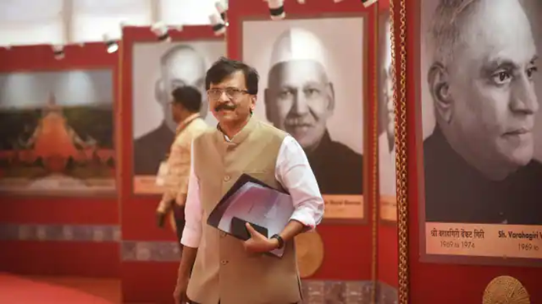 ‘बिना खिड़की वाले कमरे में रखा’ रिमांड बढ़ाए जाने के बाद छलका संजय राउत का दर्द