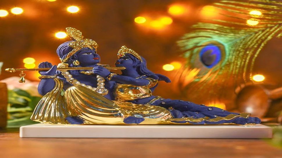 Astro 2023: देवी माँ लक्ष्मी की कृपा से बरसेगा छप्पर फाड़ पैसा! इस साल करें ये तीन काम
