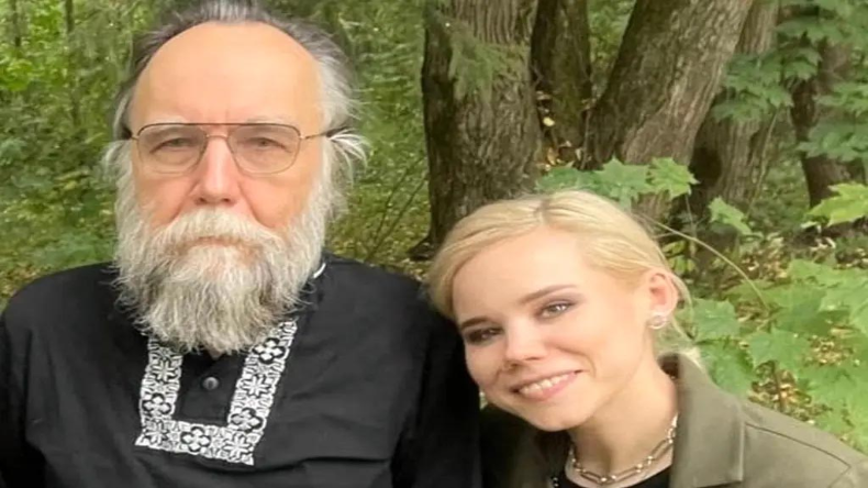 Ukraine: यूक्रेन का स्वतंत्रता दिवस आज, कीव में लगाई गई तबाह टैंकों की प्रदर्शनी