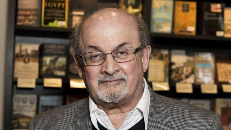 Salman Rushdie Attacked: लेखक सलमान रुश्दी पर हुए हमले की भारत ने की निंदा, कही ये बात