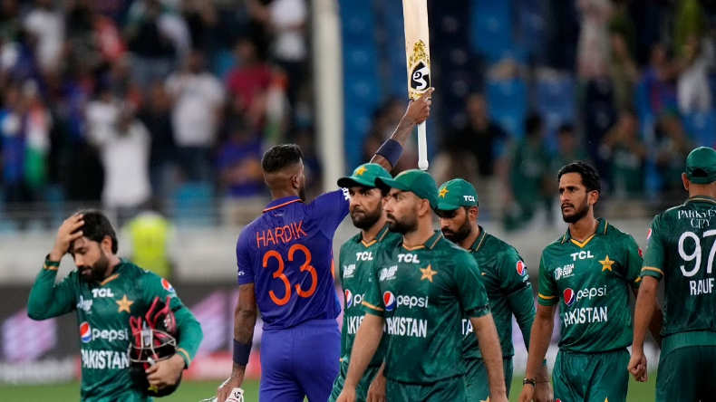 विराट से बोल दो.., भारत पाक मैच पर IITबाबा ने की ऐसी भविष्यवाणी, टेंशन में आ गई टीम, फैंस के बीच मचा कोहराम
