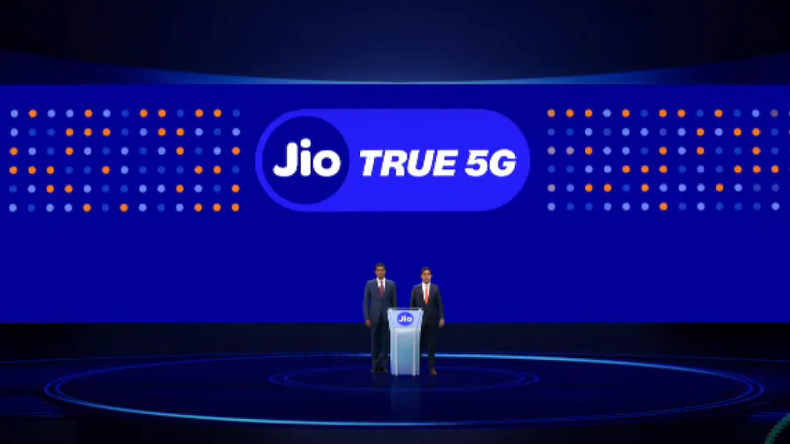 Jio का दिवाली धमाका ऑफर, ऐसा करने पर पूरे साल मिलेगा फ्री इंटरनेट