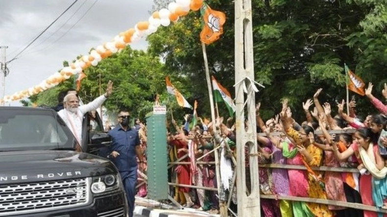 मोदी जी…अब मुझे भाभी कोई नहीं बोलता, बेटा दिन भर मेरी राह देखता था लेकिन मैं हारी नहीं, थकी नहीं!