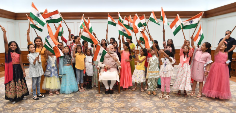 हिंदुओं को और कितना नीचे दिखाएगी कांग्रेस- रक्षाबंधन पर ऐसा क्या हुआ कि घिर गए राहुल!