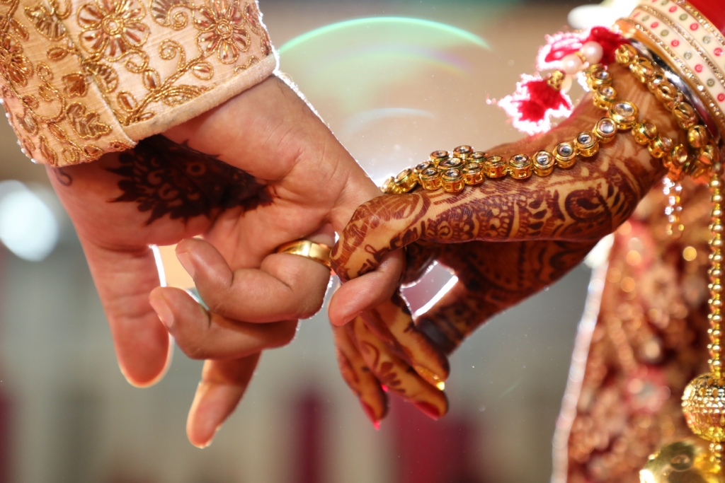 सभी पुरुष ध्यान से सुनें….40 के बाद की महिलाओं को अपने पार्टनर से चाहिए ‘यह’ चीज