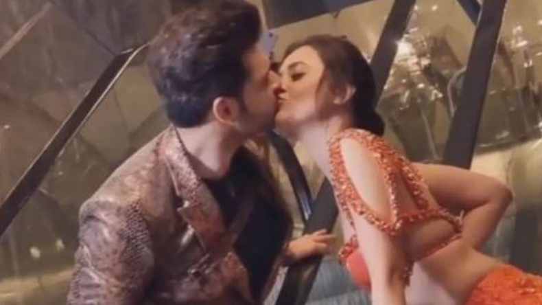 तेजस्वी-करण का हुआ ब्रेकअप! एक्टर ने कहा- बस दिखावा करते रहते थे…
