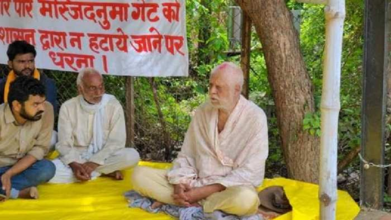 हाउस अरेस्ट हुईं सपा विधायक पल्लवी पटेल, बिना निमंत्रण जा रही थीं कौशांबी महोत्सव