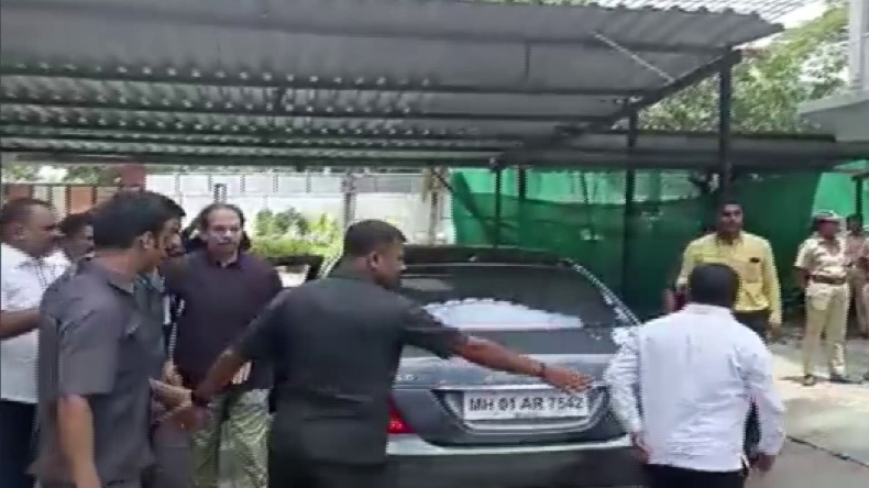 महाराष्ट्र: मुंबई के जेजे अस्पताल में हुआ संजय राउत का मेडिकल टेस्ट, पेशी के लिए लाया गया कोर्ट