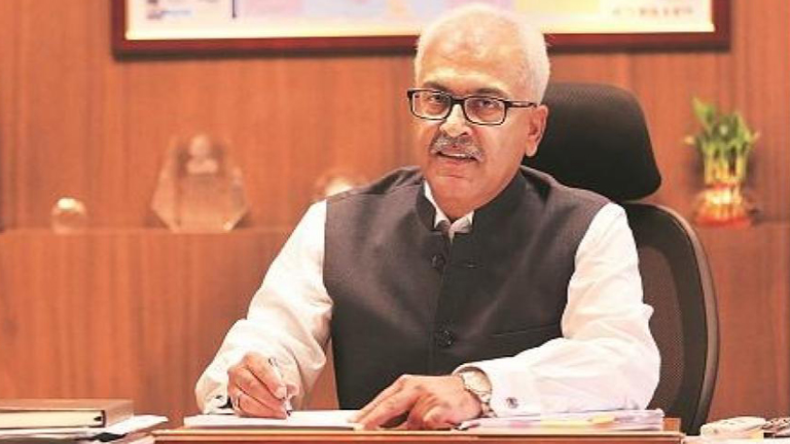 PMO अधिकारी बनकर ठगी करने वाले किरण पटेल की पत्नी गिरफ्तार, बंगला हड़पने का लगा आरोप