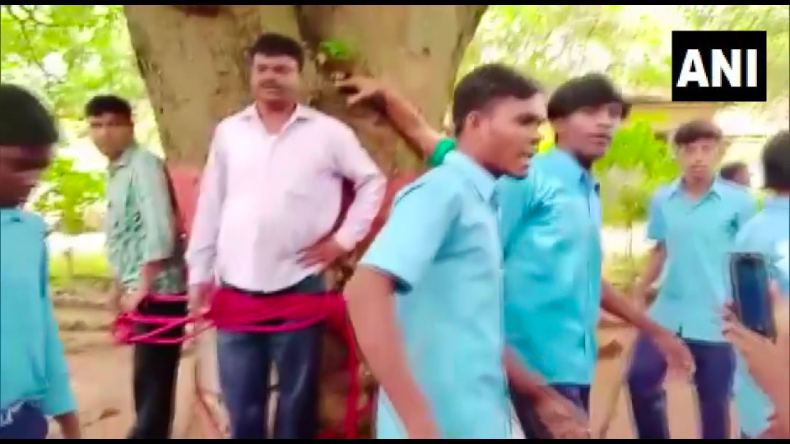 Viral : सुंदर राइटिंग के लिए वायरल हो रहा है डॉक्टर का पर्चा