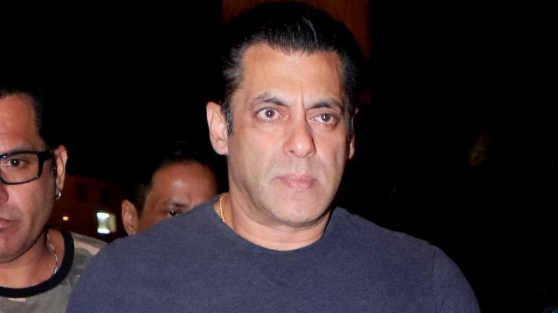 Salman khan: इस एक्ट्रेस ने सलमान खान पर लगाया ये बड़ा आरोप, कहा- ‘बंद करें औरतों को पीटने वाले शख्स की पूजा करना’