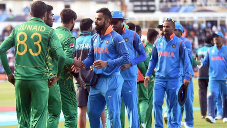 शुभमन ने रोहित से लिया पंगा, टीम से कटा पत्ता, अब साथ में शेयर की तस्वीर