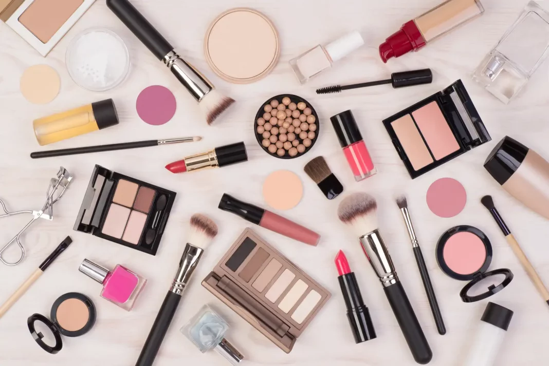 Makeup Tips: 5 मिनट में कैसे करें परफेक्ट मेकअप और दिखें ग्लैमरस