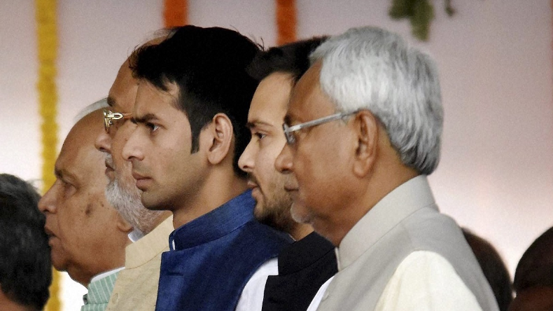 बक्सर हिंसा: सुशील मोदी बोले- ‘किसानों पर लाठीचार्ज गलत, पुलिसकर्मियों को किया जाए बर्खास्त’
