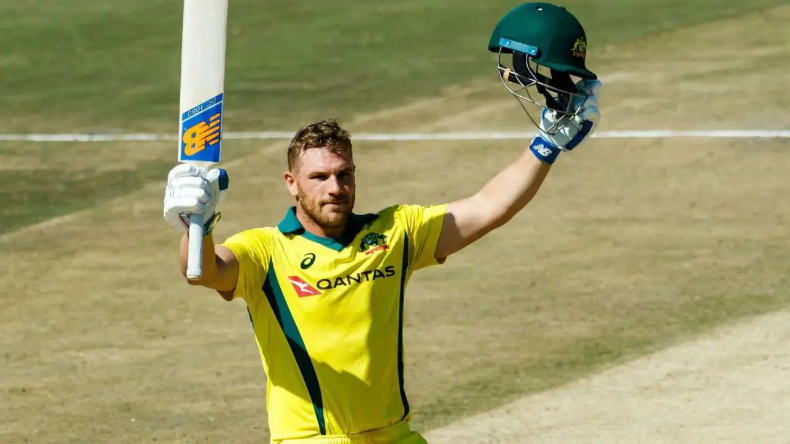 Aaron Finch: एरोन फिंच अब नहीं खेलेंगे कोई भी अंतरराष्ट्रीय मैच, जानिए कैसा रहा उनका क्रिकेट करियर