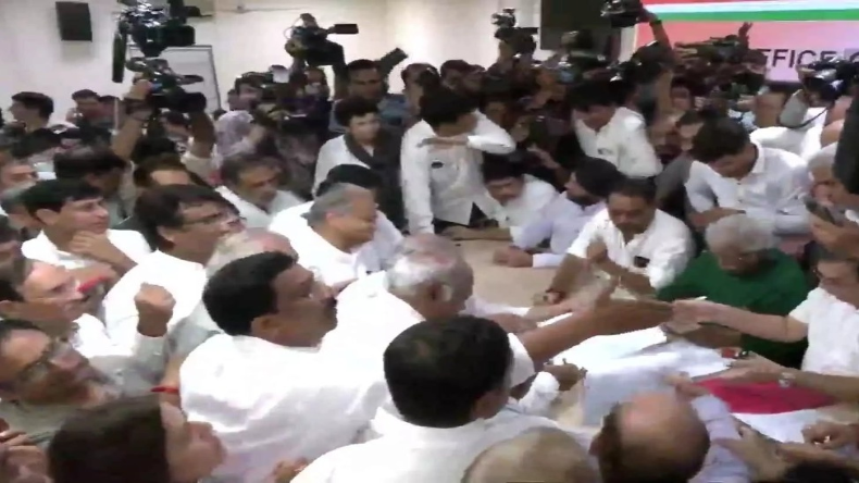 छत्तीसगढ़: कांग्रेस ने किया बड़ा बदलाव, क्या रिवाज दिलाएगा कांग्रेस को जीत