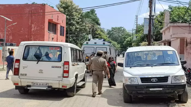 रातभर बनाया हवस का शिकार, नशे की दवाई देकर सुलाता था गै़र महरम के साथ, 10 साल तक चला ऐसा