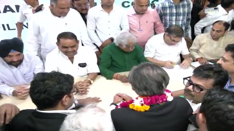 छत्तीसगढ़: कांग्रेस ने किया बड़ा बदलाव, क्या रिवाज दिलाएगा कांग्रेस को जीत