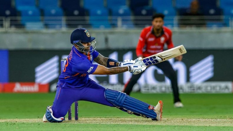 IND vs AUS: धोनी को पीछे छोड़ कप्तान रोहित रचेंगे इतिहास, ऐसा करने वाले बनेंगे दुनिया के पहले कप्तान