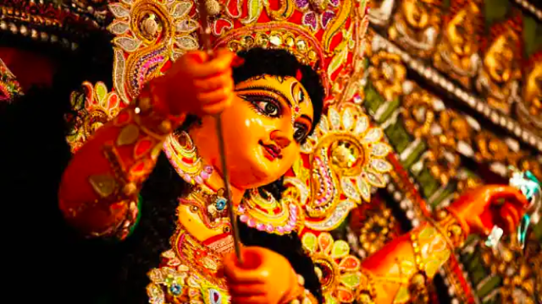 इस मंदिर में एक साथ नहीं जा सकते पति-पत्नी, भूलकर भी न करें ये गलती, जानें इसके पीछे का रहस्य!