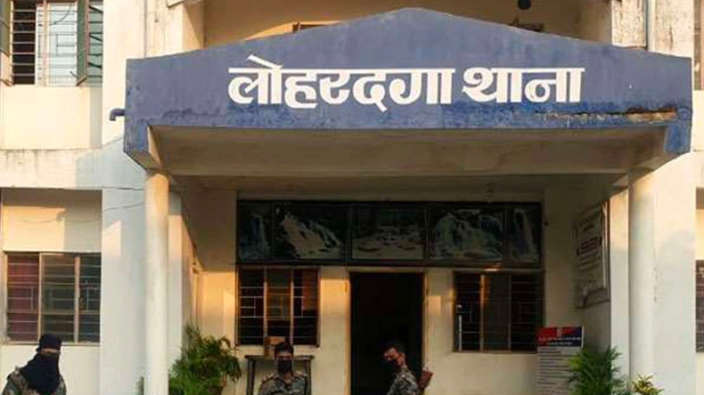 अलीगढ़: डीएस कालेज में लव जिहाद की आशंका में मारपीट, आरोपी हिरासत में