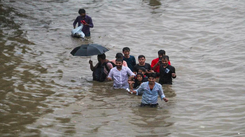 राजधानी में बादलों का बसेरा? जानें आपके शहर में कैसा रहने वाला है मौसम ?