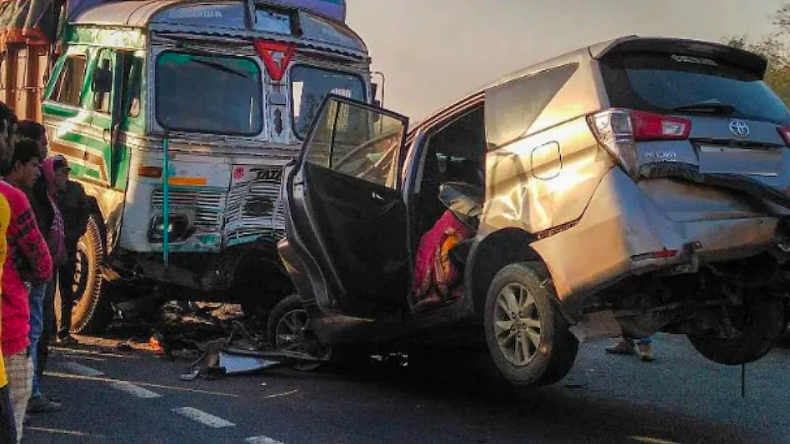आजादपुर चौक से लेकर पंजाबी बाग…दिल्ली की सड़कों के यह डार्क स्पॉट ले सकते हैं आपकी जान