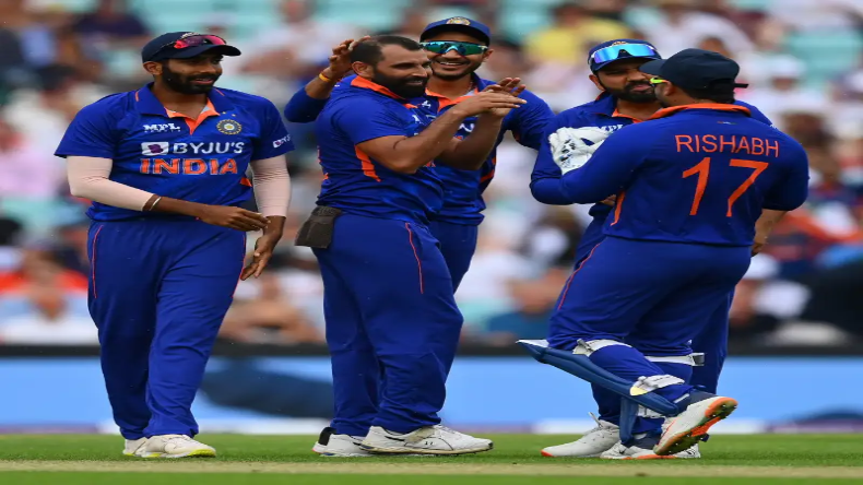Mohammed Shami: शमी की आग उगलती गेंद ने कई मीटर दूर उखाड़ दिया स्टंप, फैंस कह रहे सदी की बेस्ट डिलीवरी, देखें पूरा वीडियो