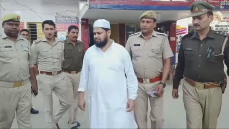 बुलडोजर दिखाकर सबको डरा रहे योगी…अखिलेश ने अयोध्या रेप कांड पर फिर उठाए सवाल