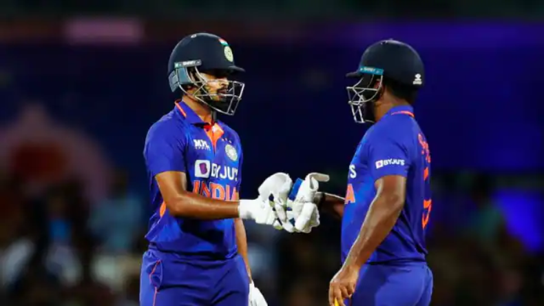 शुभमन ने रोहित से लिया पंगा, टीम से कटा पत्ता, अब साथ में शेयर की तस्वीर