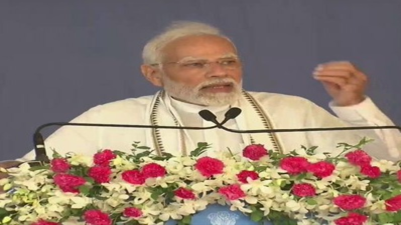 गुजरात: PM मोदी का खड़गे पर पलटवार, कहा-‘कांग्रेस में मुझे गाली देने की होड़ मची है’