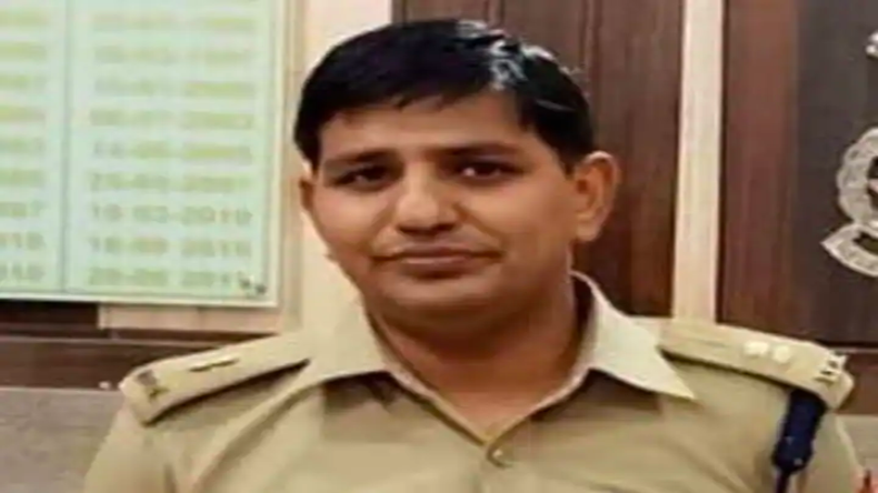 1 करोड़ सालाना पैकेज पाने वाले कर्मचारी ने किया बॉस पर केस, ये है उनकी शर्त