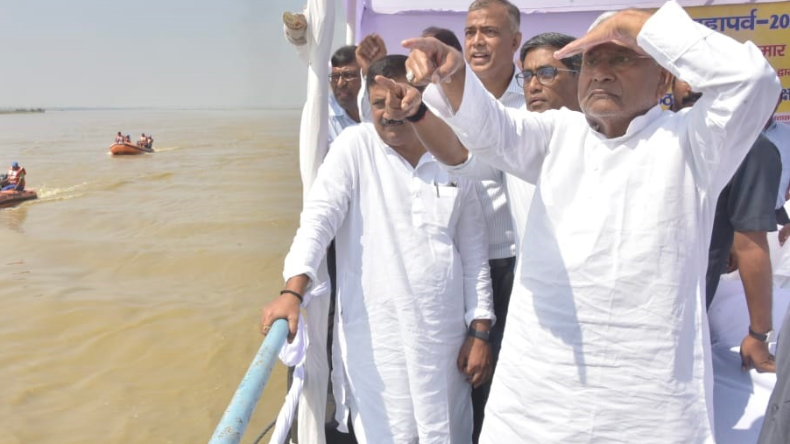 जानिए क्या है अल्कोहल पॉइजनिंग और कैसे जहरीली शराब बनता है मौत का कारण