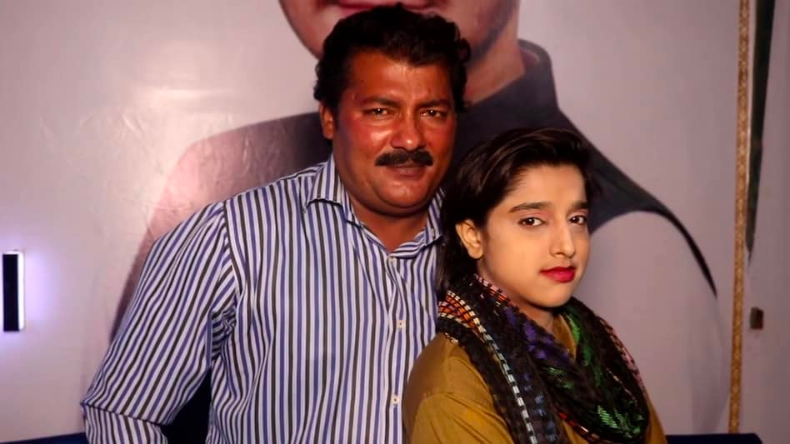 लंगूर के हाथ में अंगूर! स्वादिष्ट मटन खिलाकर 55 साल के नौकर ने 22 साल की मालकिन से की शादी