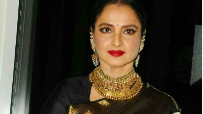 Rekha Birthday: खुद से 13 साल बड़े अमिताभ को दिल दे बैठी थीं रेखा, जानें इनके मोहब्बत के दिलचस्प किस्से