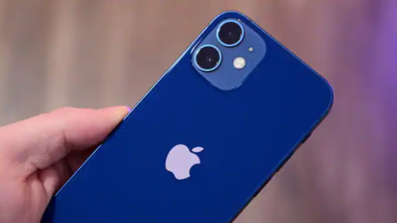 iPhone 13 पर मिल रहा शानदार डिस्काउंट, सस्ते में खरीदने का जबरदस्त मौका